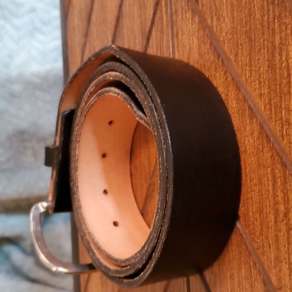 Men's Black leather Belt - Picture 2 of 4